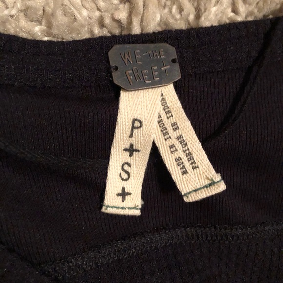 Women’s Freepeople long sleeve NWT - Picture 2 of 2